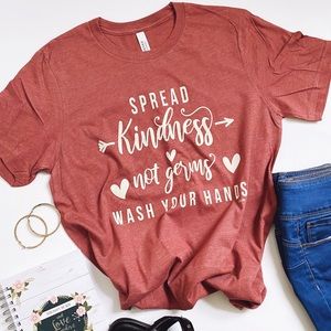 Women’s Graphic T-Shirt One Lucky Mama Size S M L